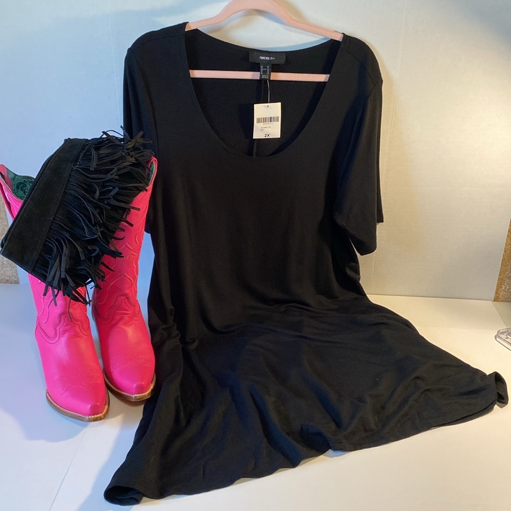 NWT  Forever 21 Women's 2X Black U-Neck Dress Casual Comfort- dress only